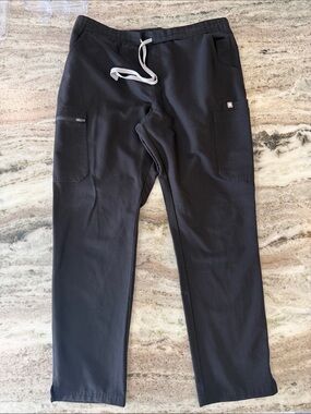 Figs High Waisted Yola Skinny Scrub Pants™